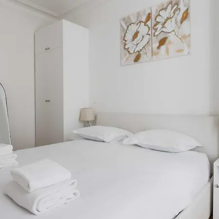 Cosy And Chic -1bd-4p- Auteuil